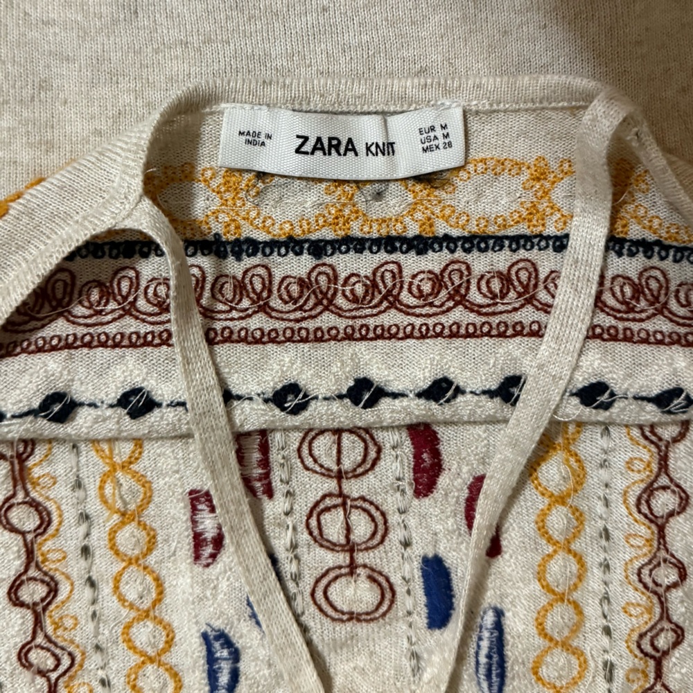 Zara Multicolor CreamGray Embroidered Knit Top - Picture 3 of 3